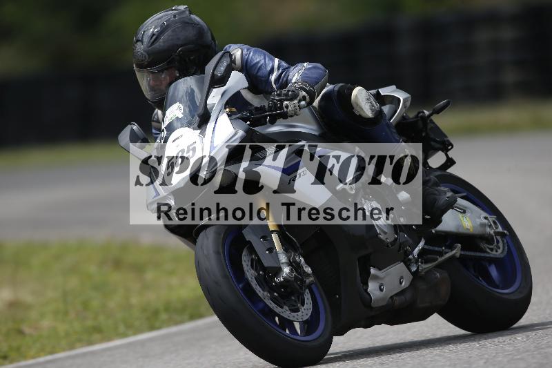/Archiv-2023/47 24.07.2023 Track Day Motos Dario - Moto Club Anneau du Rhin/6-585
